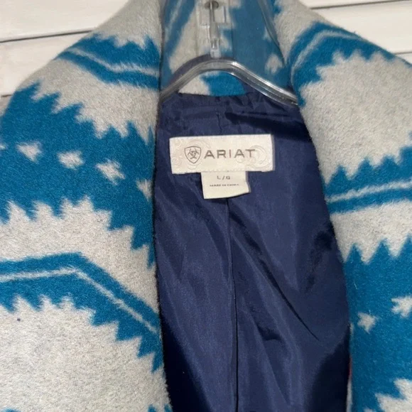 Ariat Blue and Gray Patterned Coat 36” length 21” p2p - Picture 5 of 6